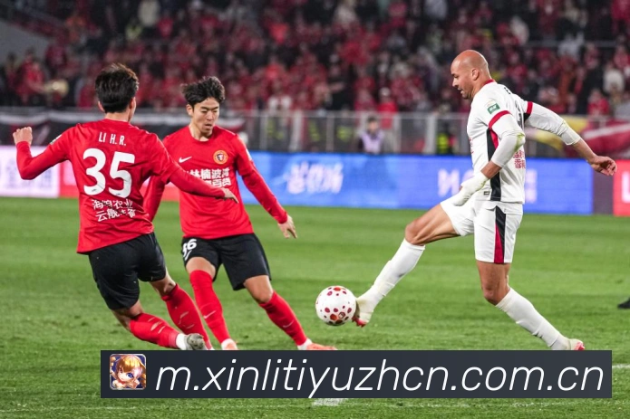 历史第一人辛纳大师赛二十五岁五连冠世界第三吞九连败主动开香槟成长观察:最新赛事动态与深度分析 历史第一人辛纳大师赛二十五岁五连冠世界第三吞九连败主动开香槟成长观察:最新赛事动态与深度分析